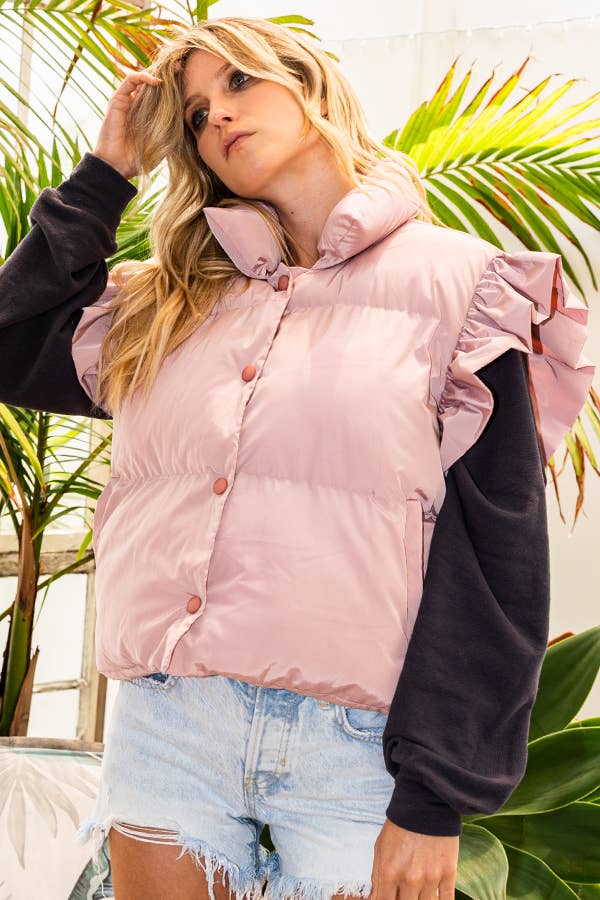 BUCKETLIST INC – wholesale Outerwear Vest - Women’s – IT1813-1 Ruffle Sleeve Crop Down Vest3