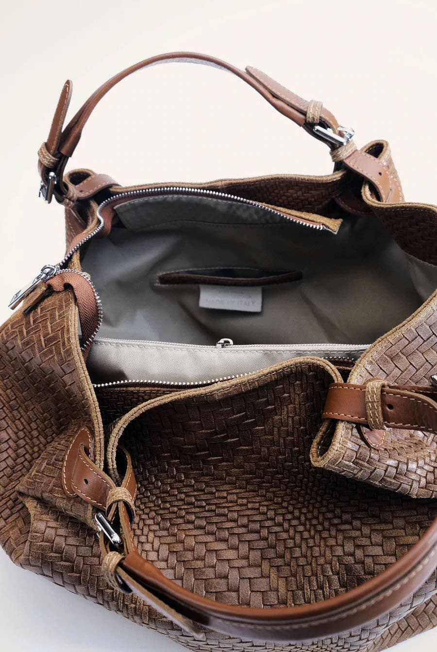 Modesto Bertotto – Mala com alça superior – Mulher por atacado – Bolsa Marta maxi em couro estampado trançado Light Cuoio6