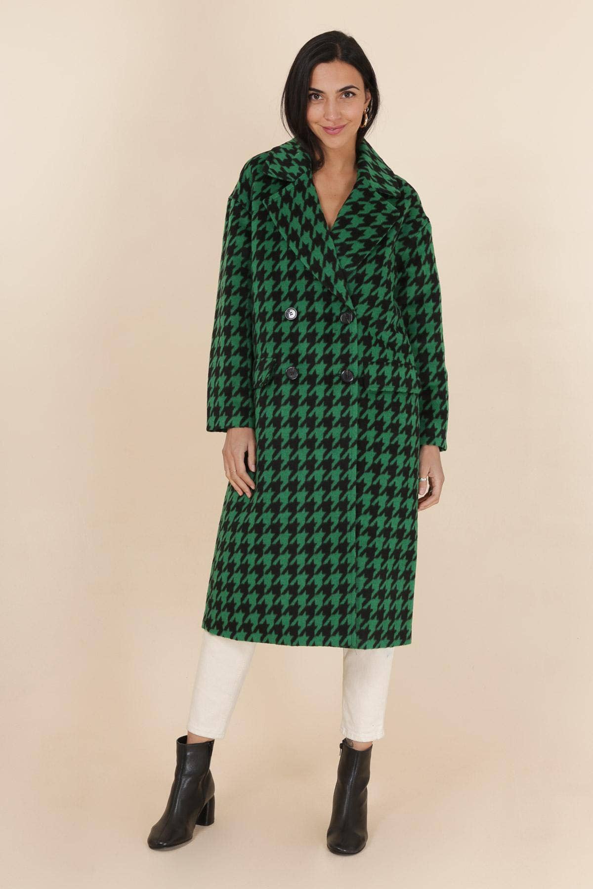 Attentif Paris – Engroshandel Frakke - Dame – Oversized frakke med hundetandsmønster og knapper12