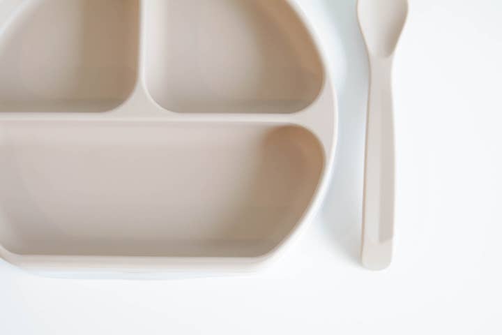 The Saturday Baby - Wholesale Dinner Plate - Kids & Baby - Silicone Suction Plate With Lid and Spoon9