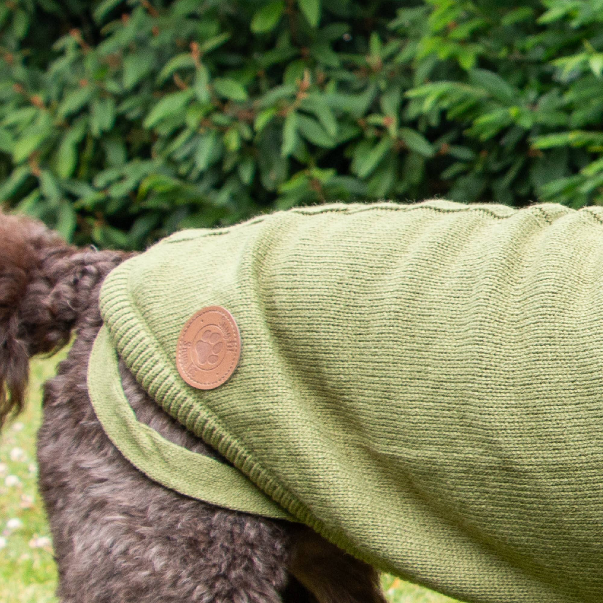 Ancol Pet Products Ltd – wholesale Pet jumper – Dog – Snug Cable Knit Jumper GREEN ( 4 sizes available) 1