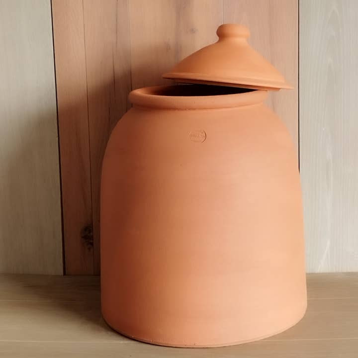 Poterie lutton - Wholesale Plant Pot - Rhubarb pot1