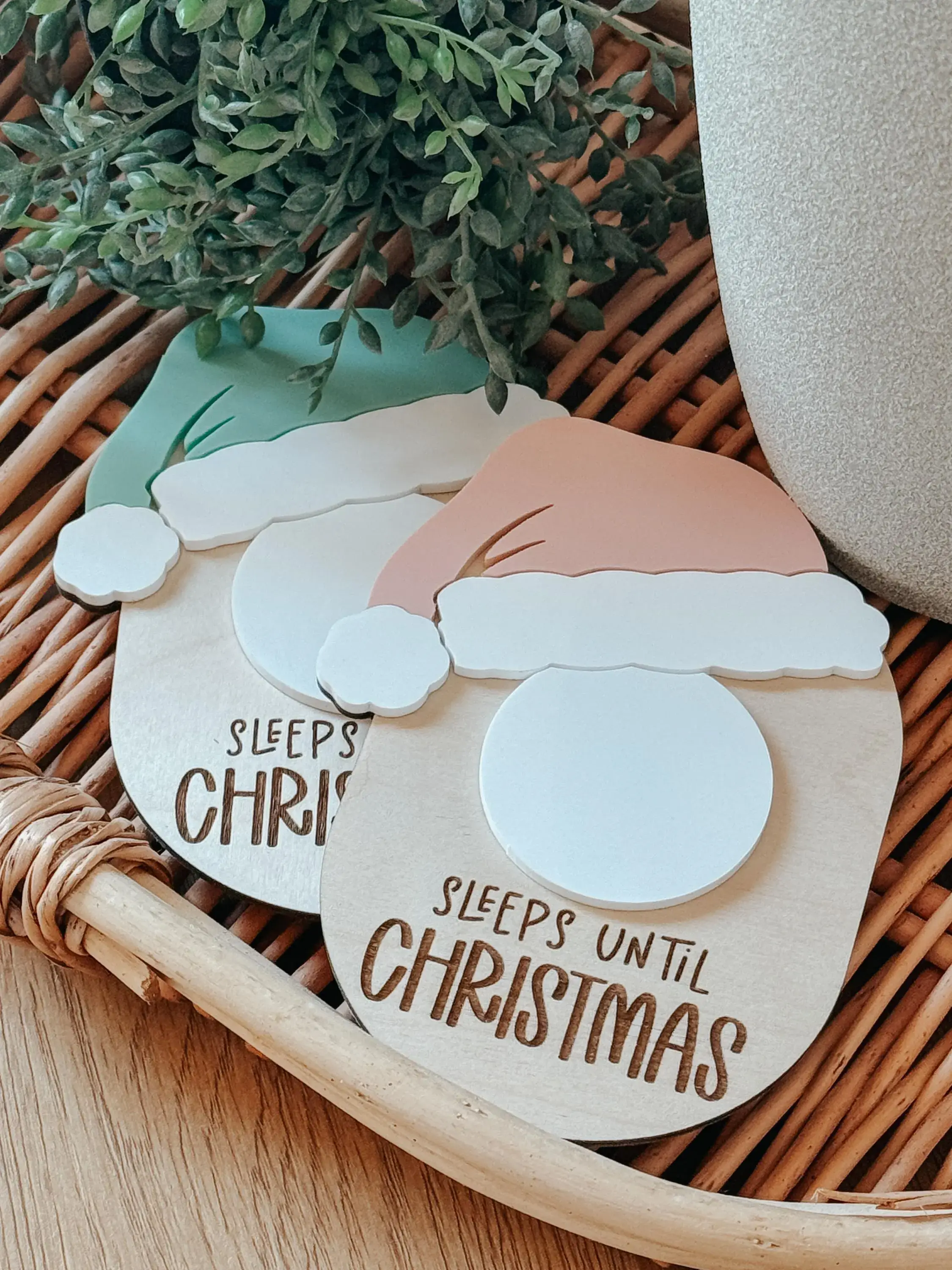 Arrow Town Designs - Wholesale Christmas decoration - Santa Magnet  “Sleeps Until Christmas” Dry Erase sign0