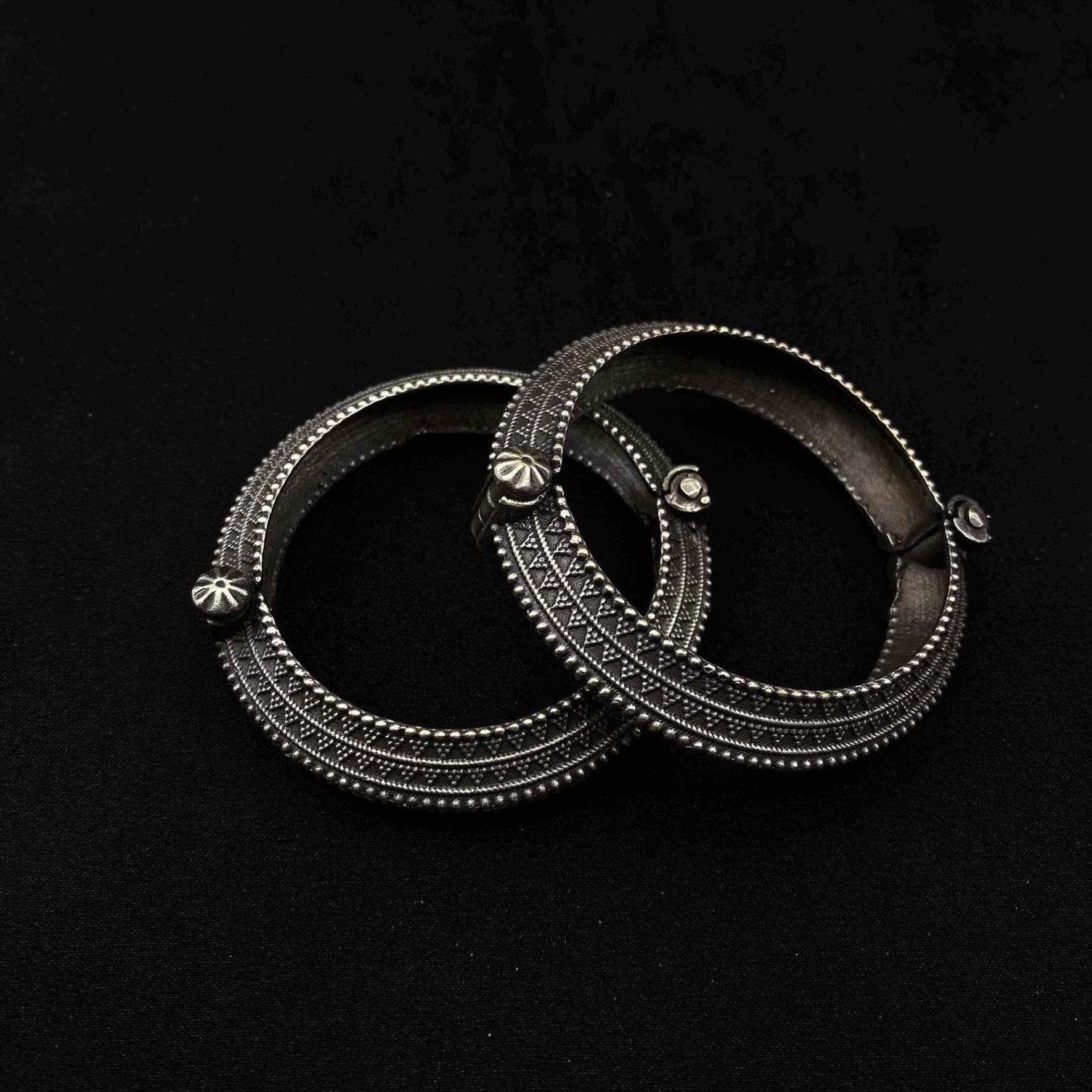 Quirky Fashions – Engroshandel Manchetarmbånd – Antik sølv kada armbånd vintage skrue oxideret smykke3