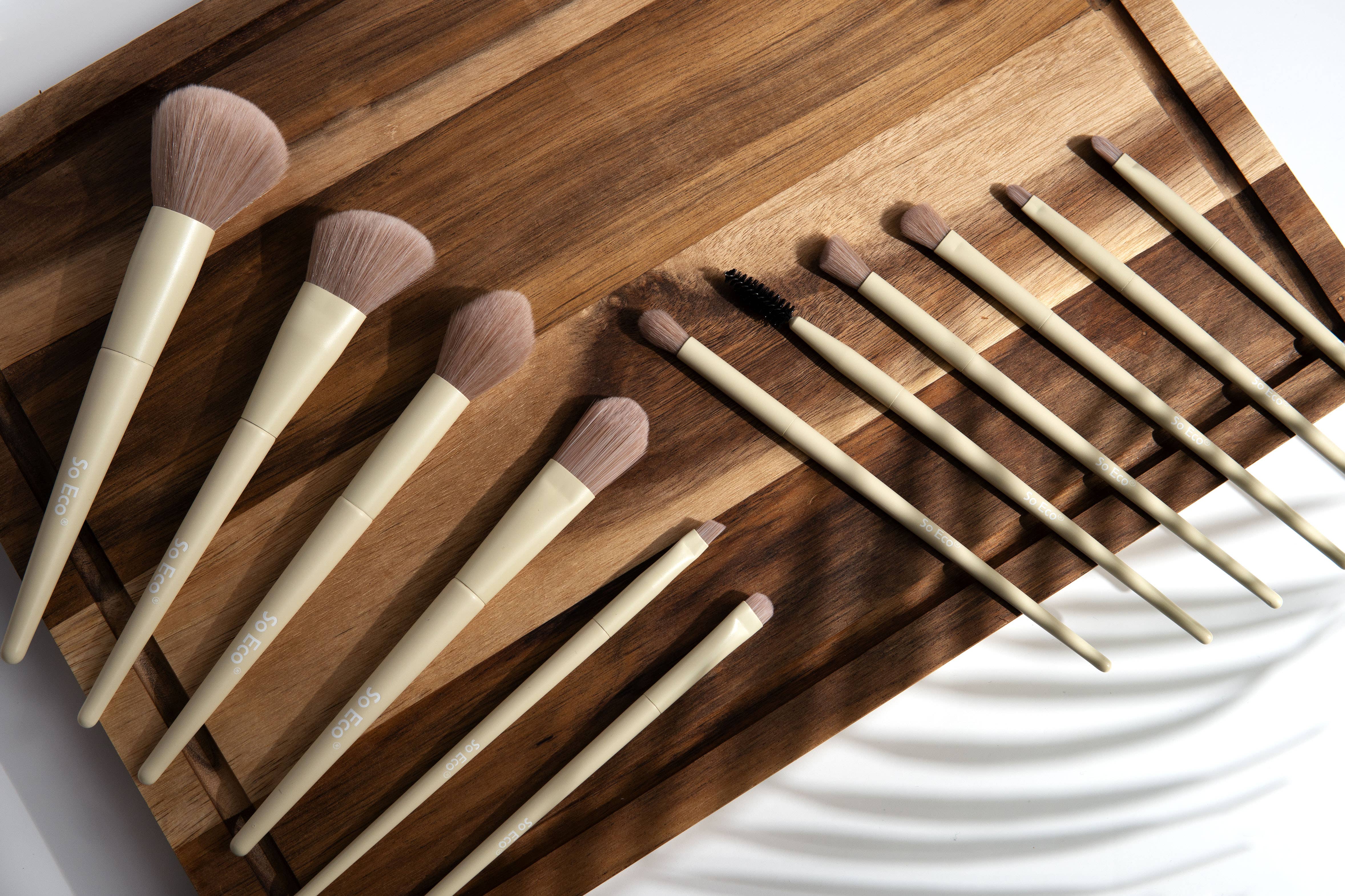 Soinvogue - Wholesale Makeup Brush Set - So Eco Flawless 12 Piece Brush Set2