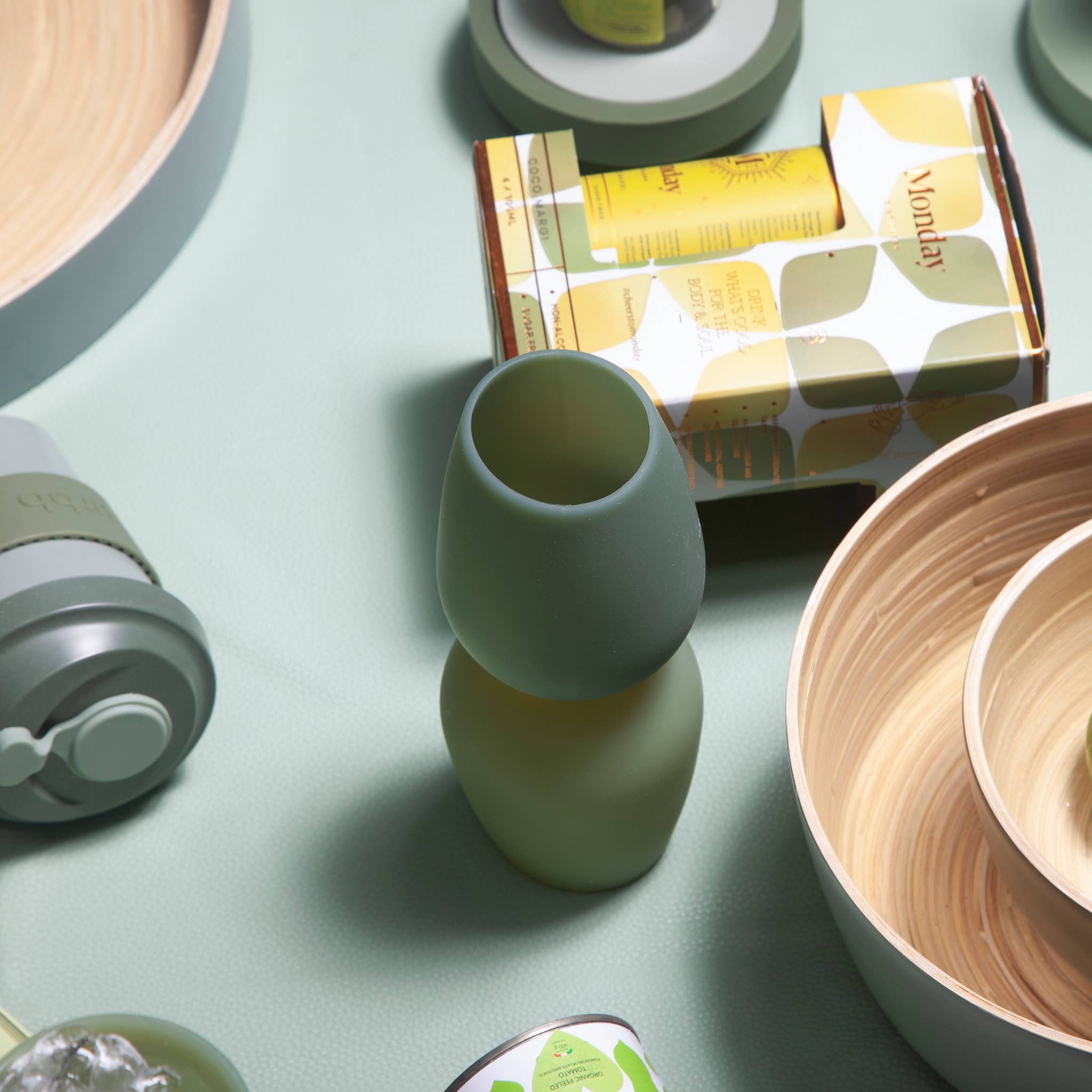 porter green | style + sustainability - Vendita all'ingrosso Bicchiere/tazza - Sage + Olive | Fegg | Occhiali in silicone infrangibili7