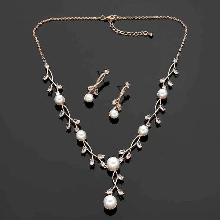 Ethereal Pearls Vine Necklace Set for wholesale by Diacly