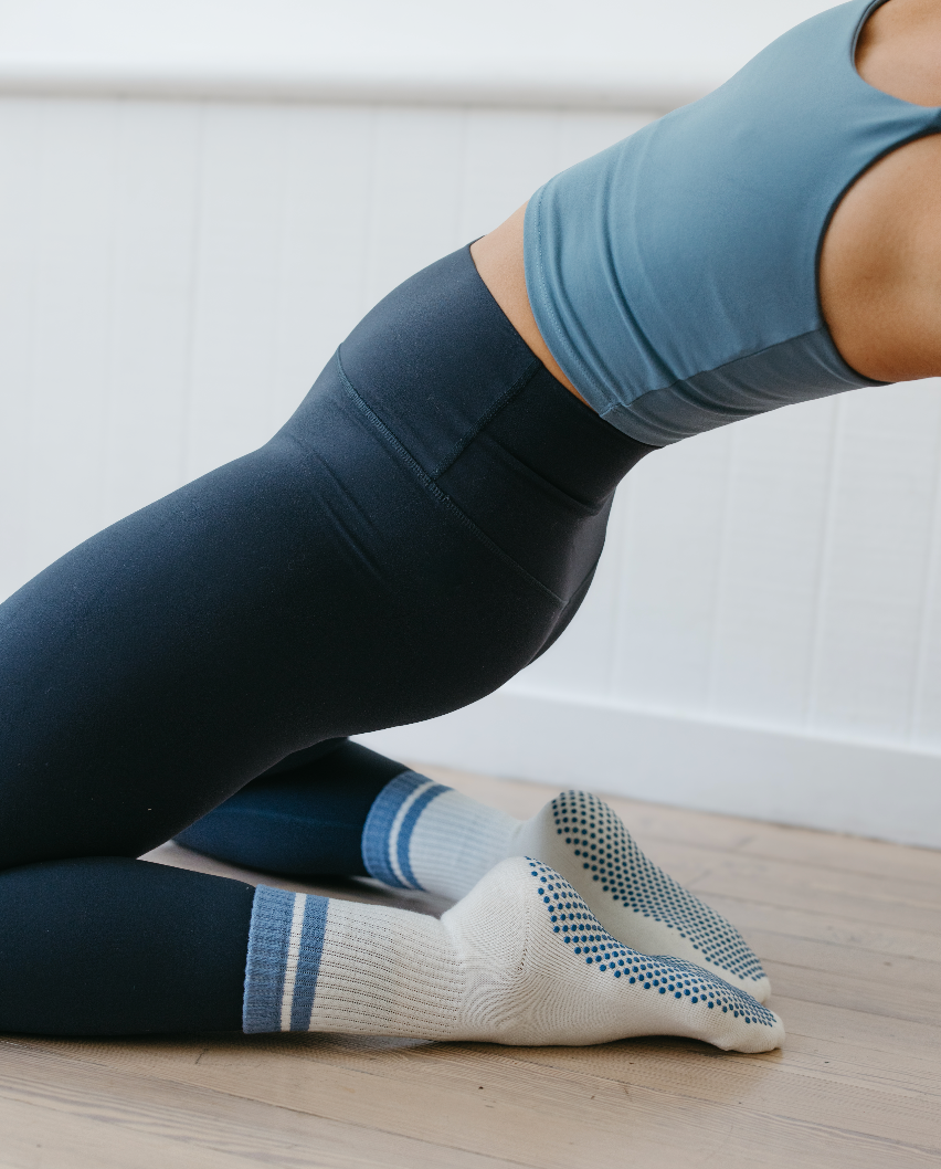 Lotties - Wholesale Socks - Women's - Retro Stripe Crew Grip Socks4