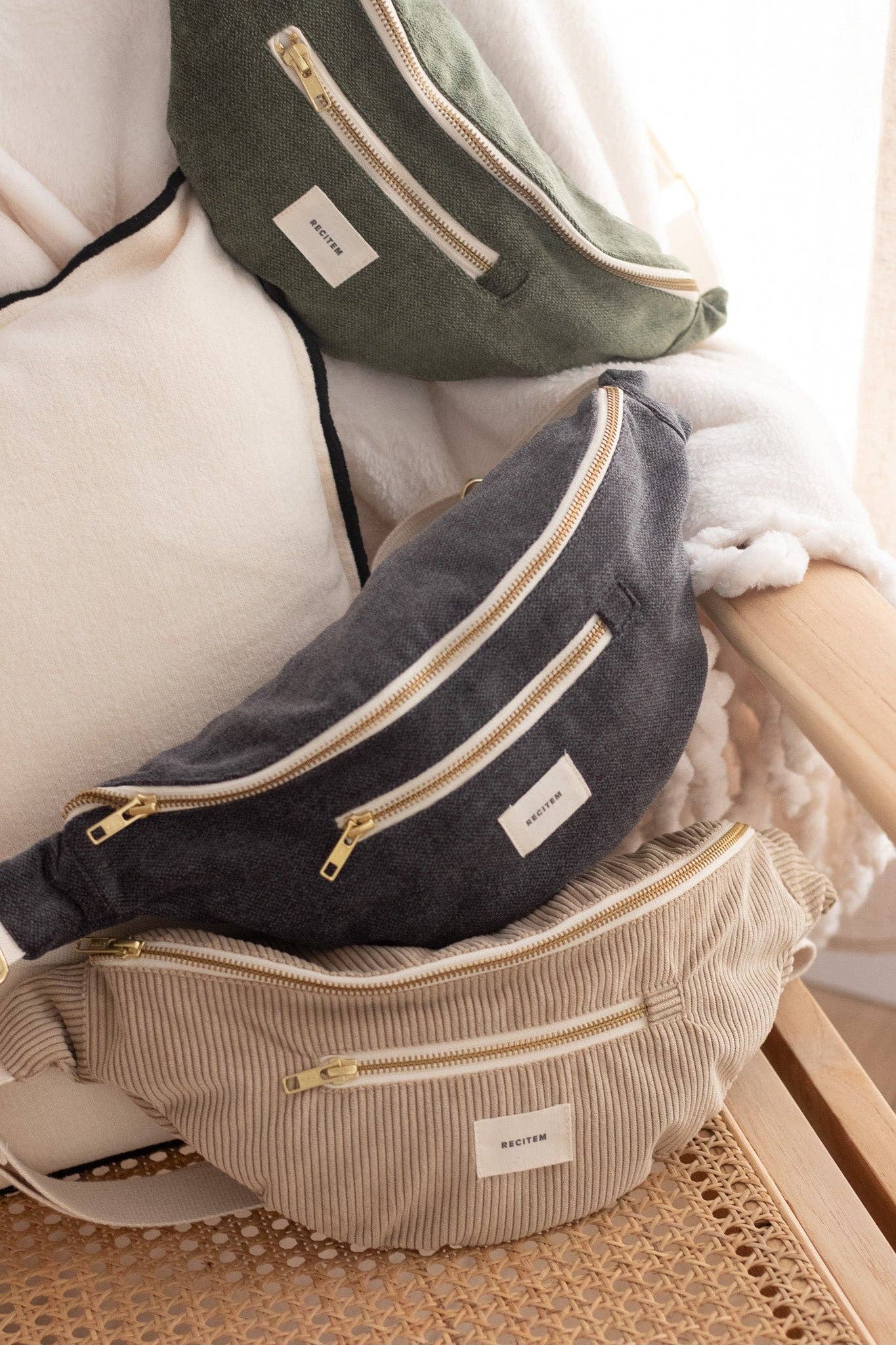 Recitem – Großhandel Umhängetasche – Unisex – Banane Matéo7