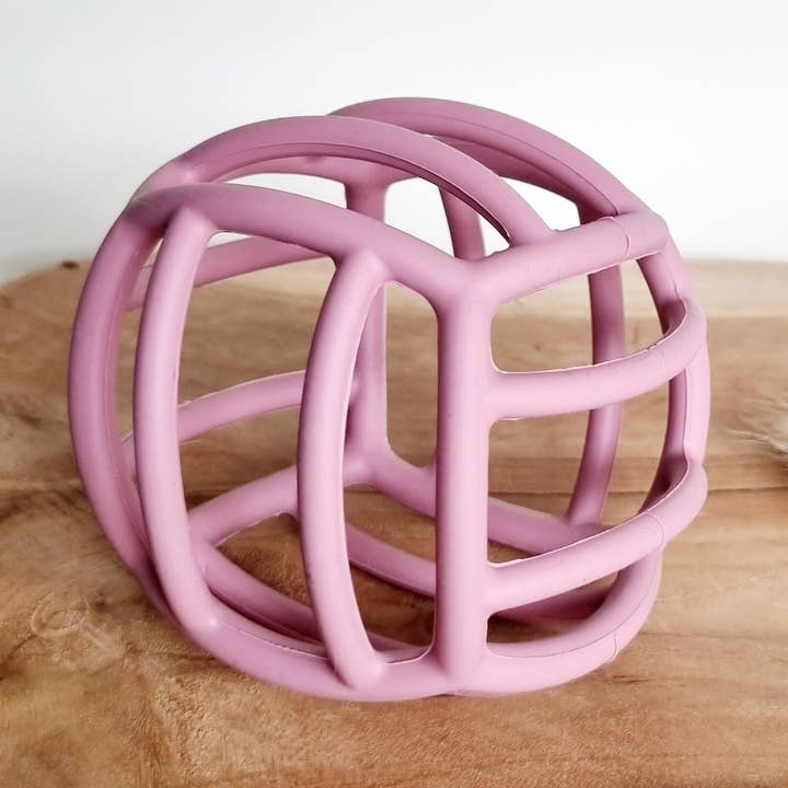 Silicone flexible motor ball - Powder pink for wholesale by Rammelaartje