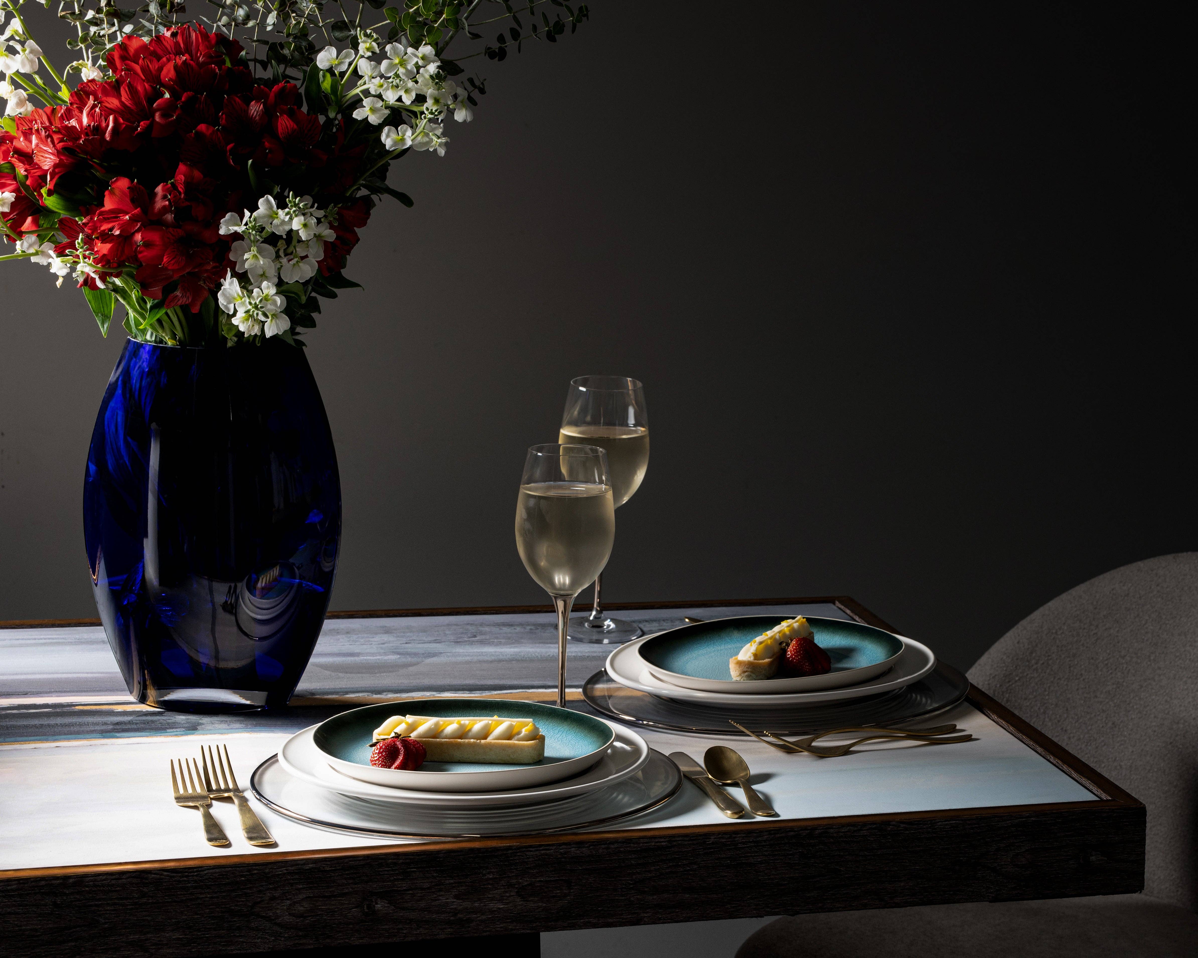 Barski - Wholesale Vase - Cobalt Barrel Vase, 12"H3