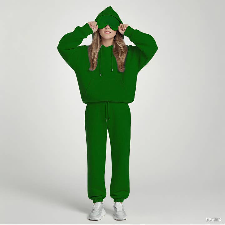 Sheer Trend - Vente Ensemble de vêtements d'intérieur – femme - Ensemble Décontracté à Capuche et Pantalon de Couleur Unie5