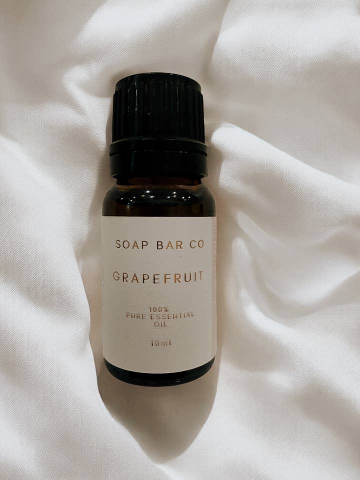 GRAPEFRUIT PURE ESSENTIAL OIL for wholesale by SOAP BAR CO