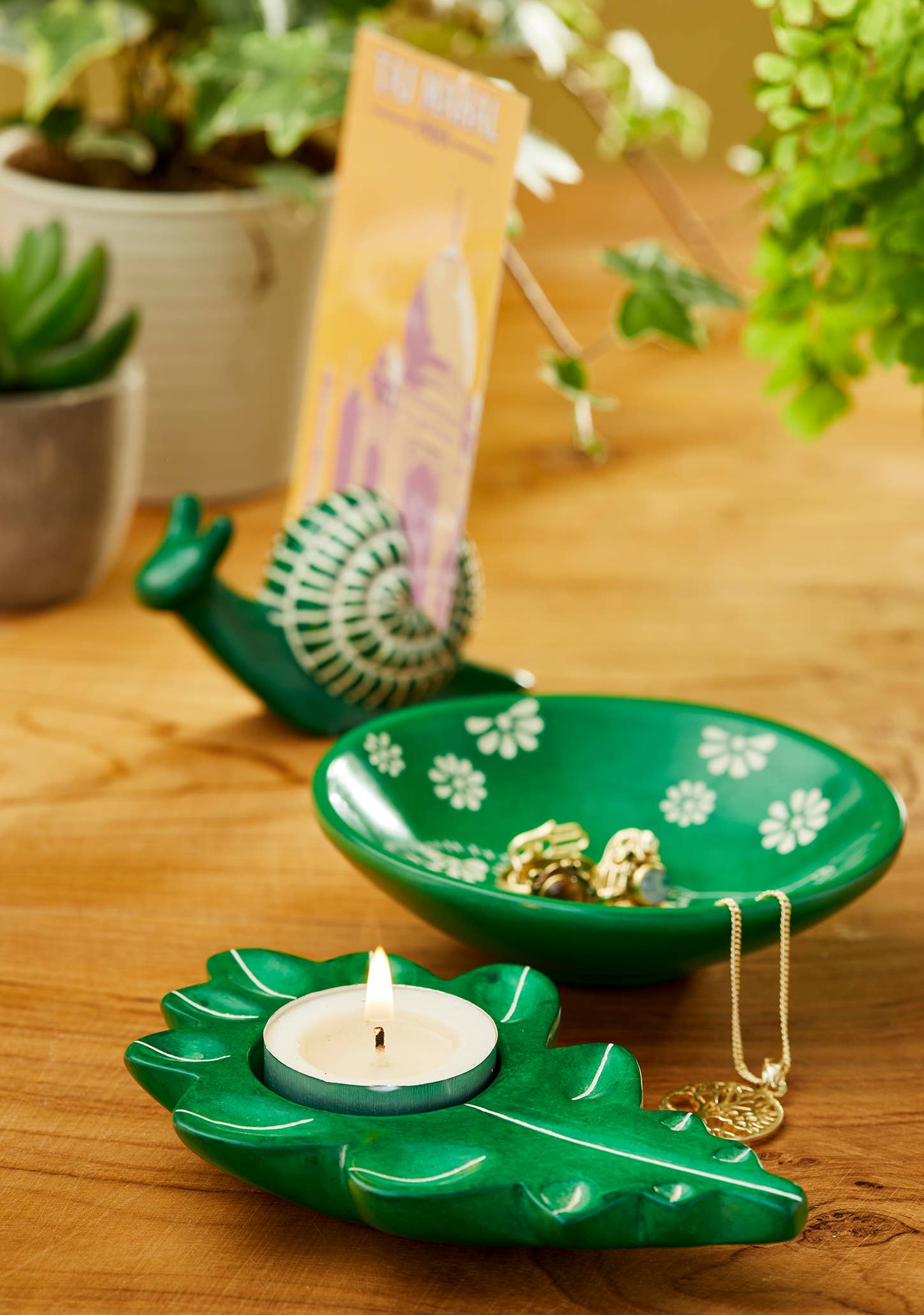 Namaste – wholesale Jewellery dish – Woodland Trinket Dish Hedgehog - Green3