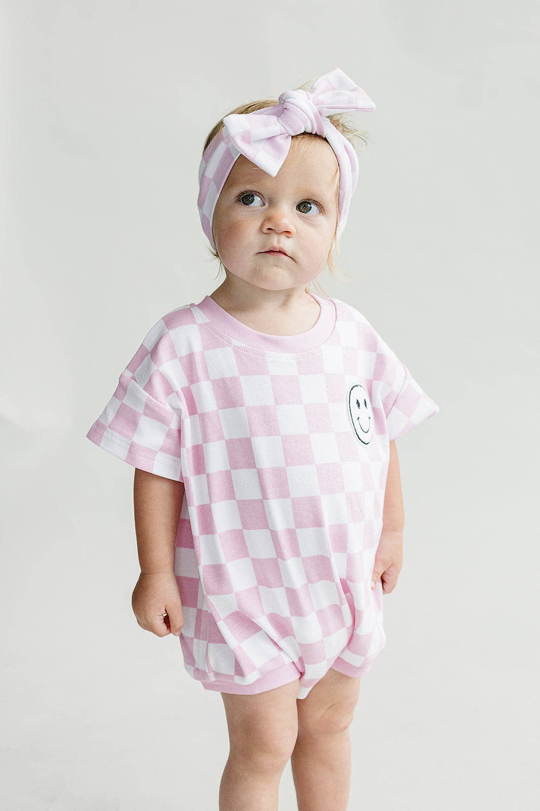 Lucky Panda Kids - Wholesale Bodysuit (Non-Footed) - Baby - Short Sleeve Bubble Romper | Checkered Smiley Pink5