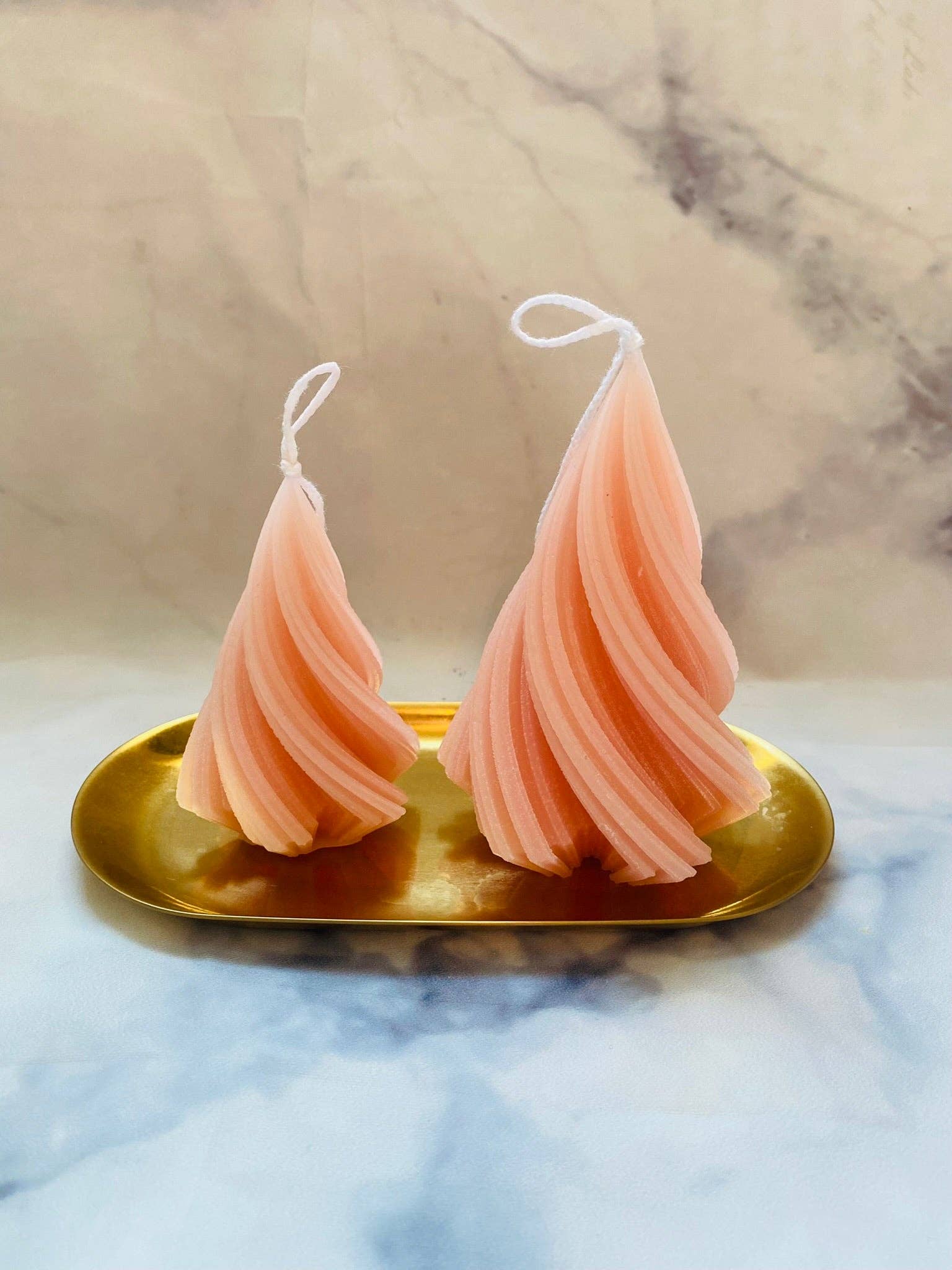 Maple + Love - Wholesale Novelty Candle - Swirl Christmas Tree Beeswax Candle12