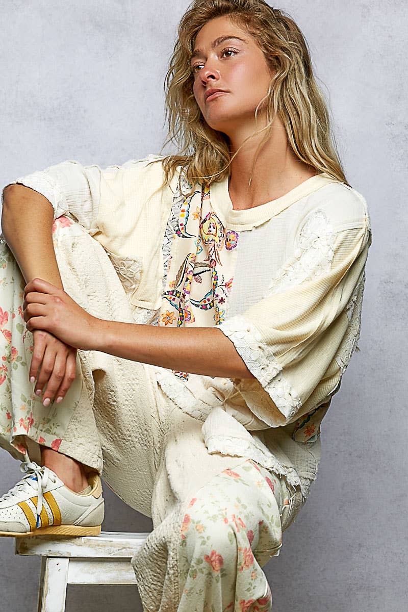 Pol Clothing - Wholesale Blouse - Women's - Round Neck Double Gauze Floral Woven Top17