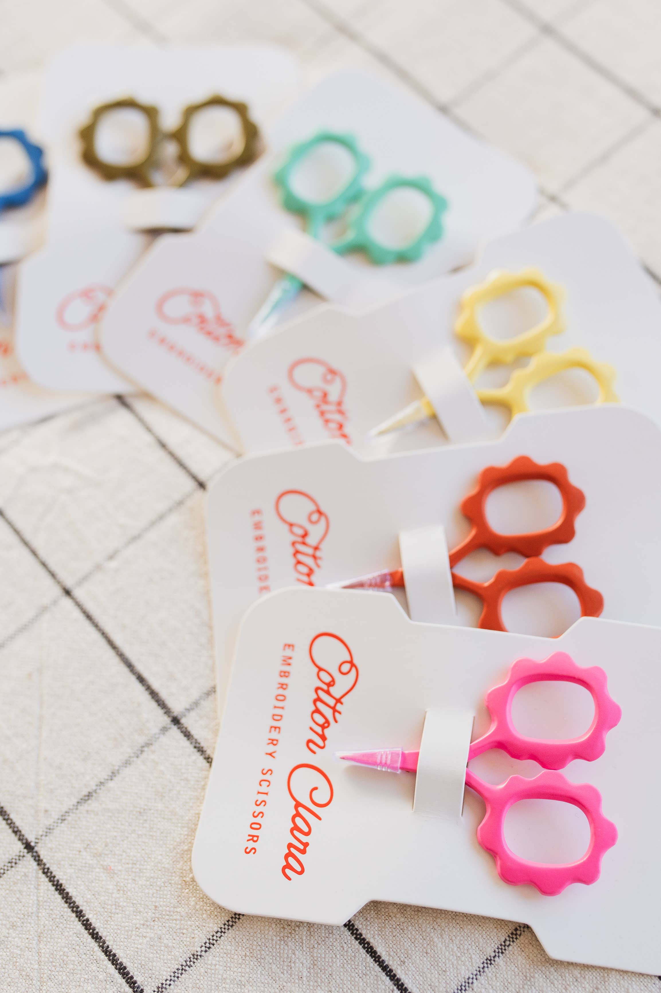 Cotton Clara Craft Kits & Supplies - Wholesale Scissors - Mini Sunflower Embroidery Scissors11