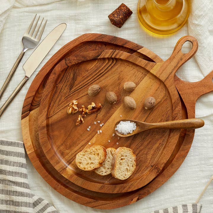 What a Host Home – wholesale Serving tray – Alma Natural Wood Round Serving Board Set0