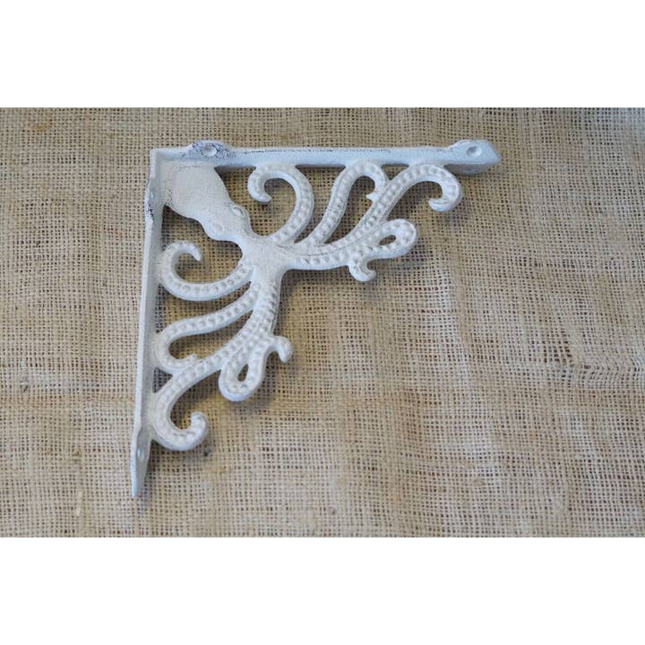 Midwest Craft House - Wholesale Wall Accent - DISTRESSED WHITE CAST IRON NAUTICAL OCTOPUS BRACKET