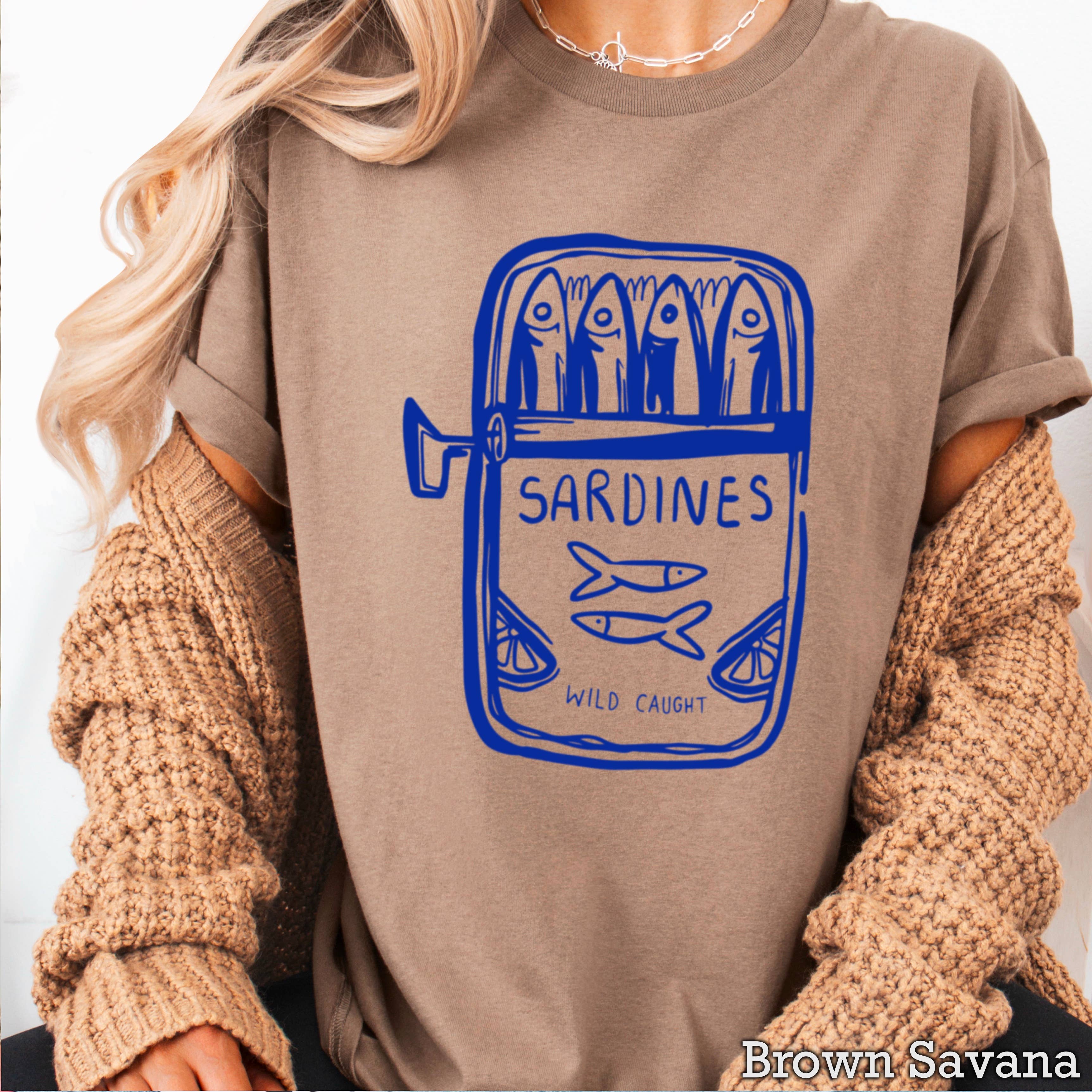 Shoppe SHC – wholesale T-shirt med logga - Dam – Sardiner Kustkvinnors Grafiska T-shirt | Gildan28
