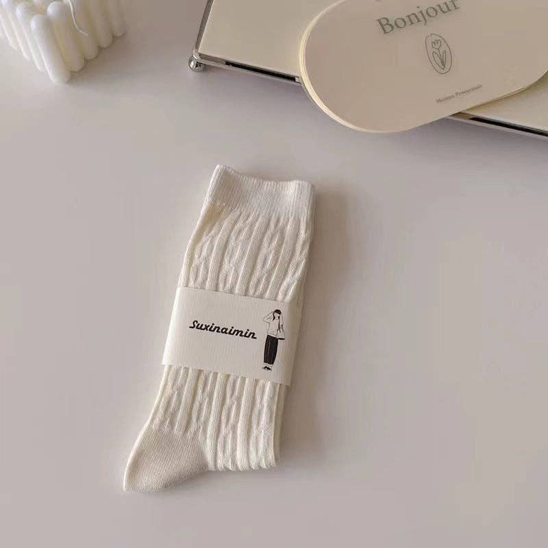 Gohobi （We cover U.S. import duties） – wholesale Socks – Women's – Creamy Bliss Vertical Striped Piles - JK Style Mid-Calf Socks0