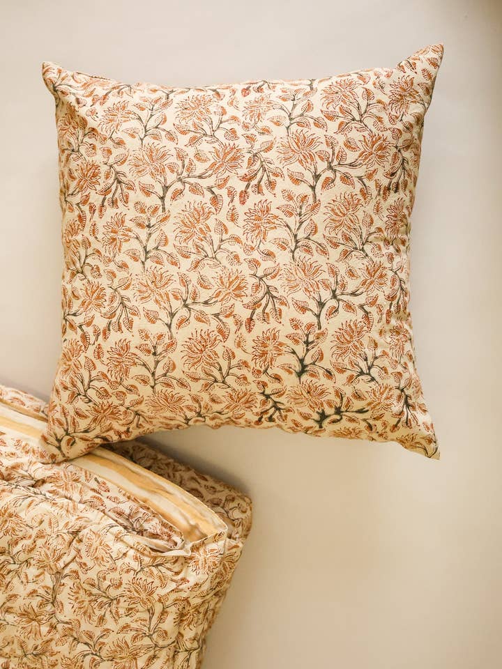 Cuscino Kalamkari Ocra Grove per la vendita all'ingrosso da parte di Ninéh