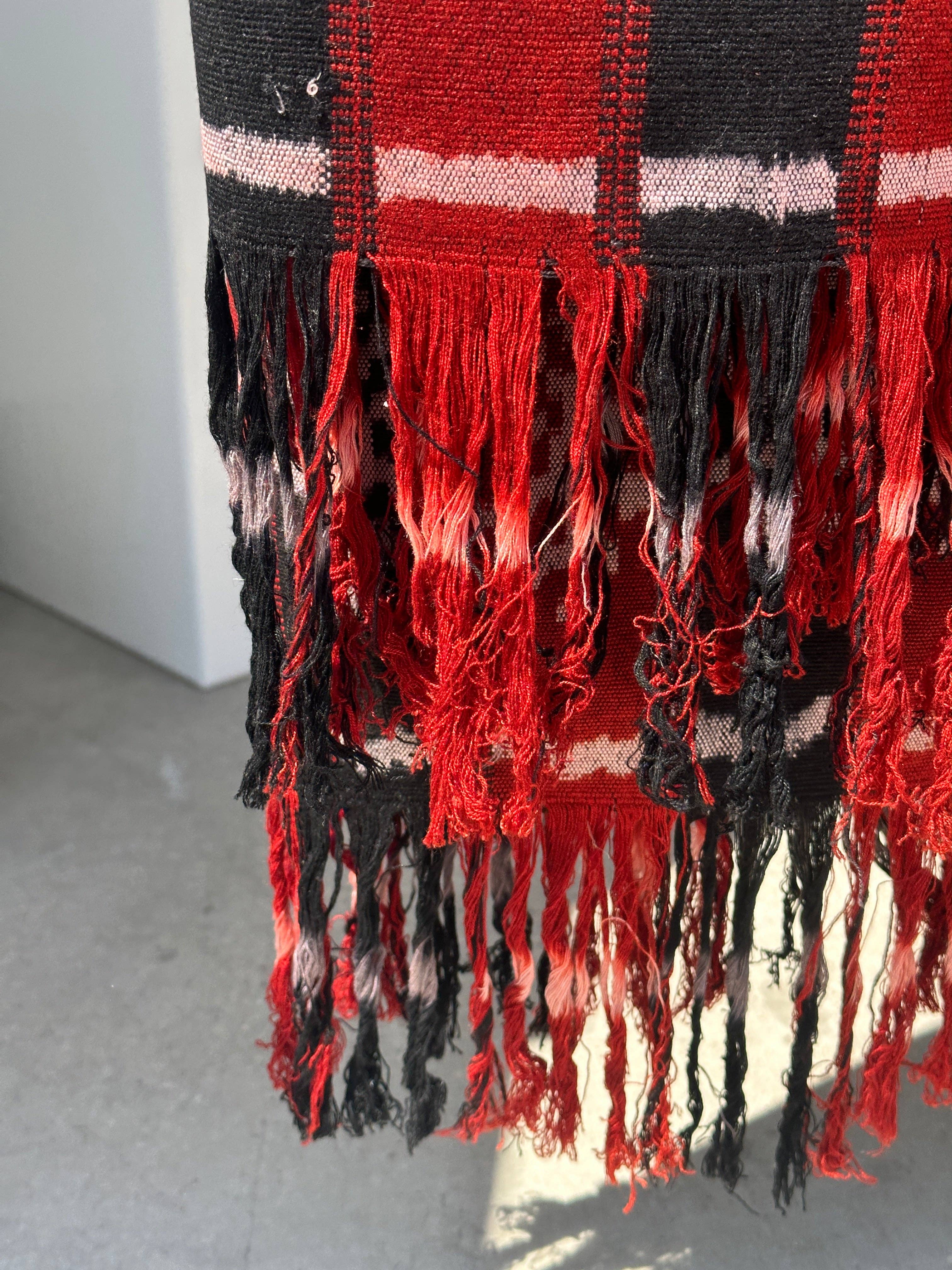 Office Objets - Wholesale Coverlet - Ikat, traditional Indonesian fabric from the island of Savu (Timor) red and black 2m25x7551