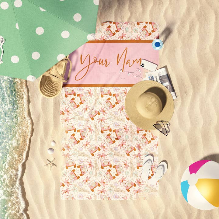 Strandklar Havfrue Udenfor Tjeneste Personliggjort Strandhåndklæde for engroshandel hos Pretty in Pink Bows