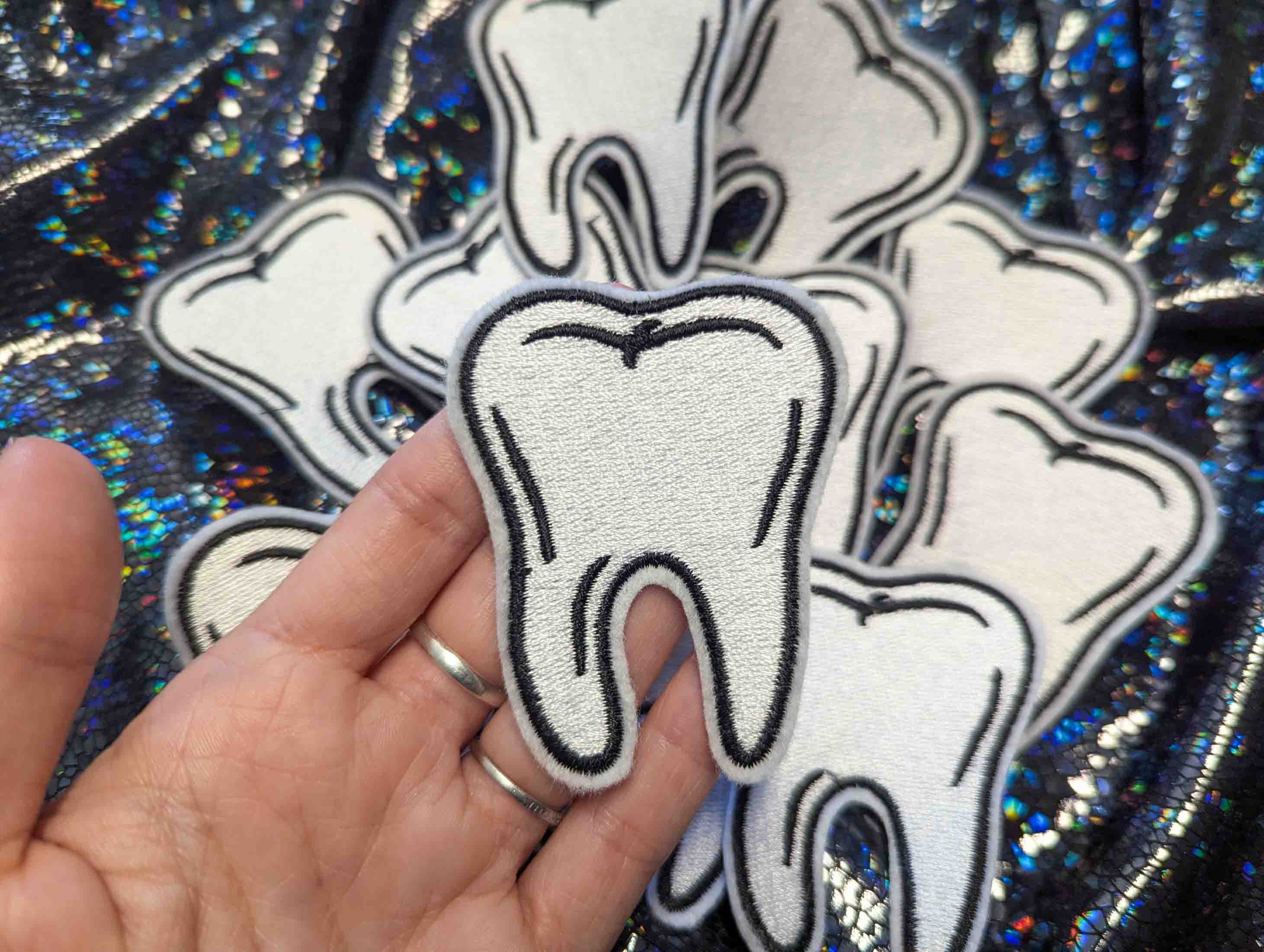 Project Pinup – Emblema por atacado – Ferro Bordado com Dente Molar em Patch4