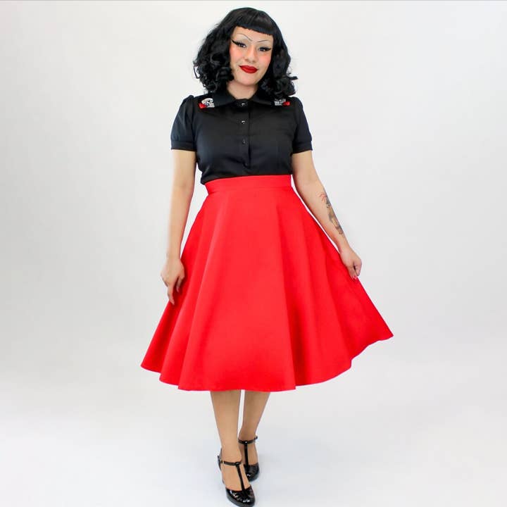Hemet – Großhandel Hemd mit Button-down-Kragen – Damen – Totenköpfe und Rosen Schwarzer Western-Rockabilly