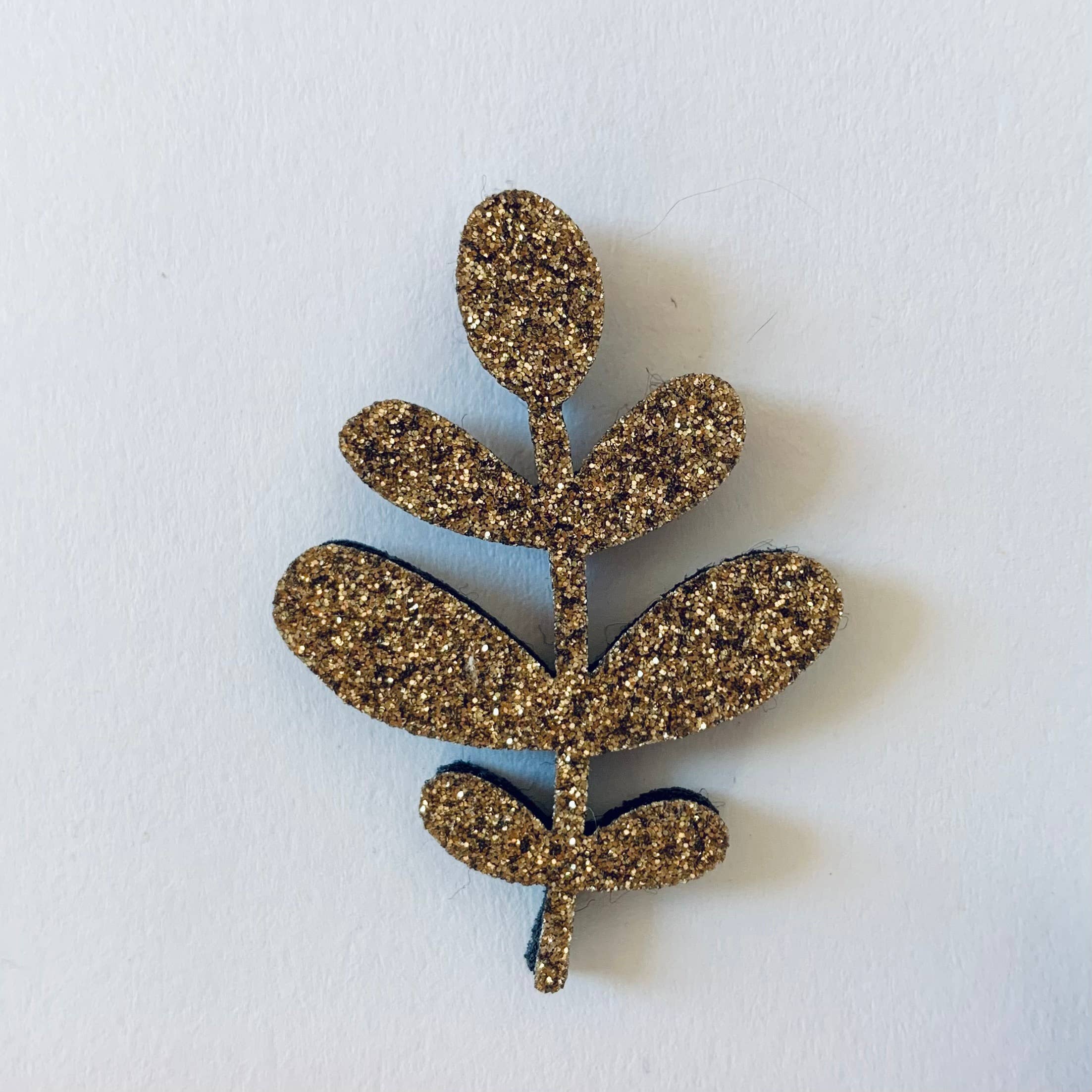 Les Petites Hirondelles – Engroshandel Broche – Glitrende nål - Bladgren0