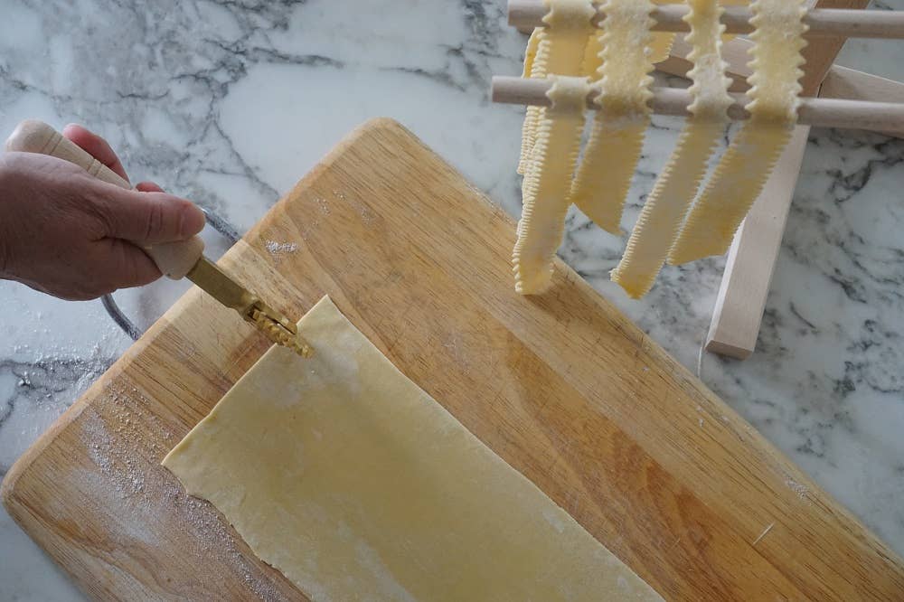 LA GONDOLA - Wholesale Kitchen Tool/Gadget - Pasta Tools Set :1 double pasta cutter ,1 stamp 45x45,1 50mm7