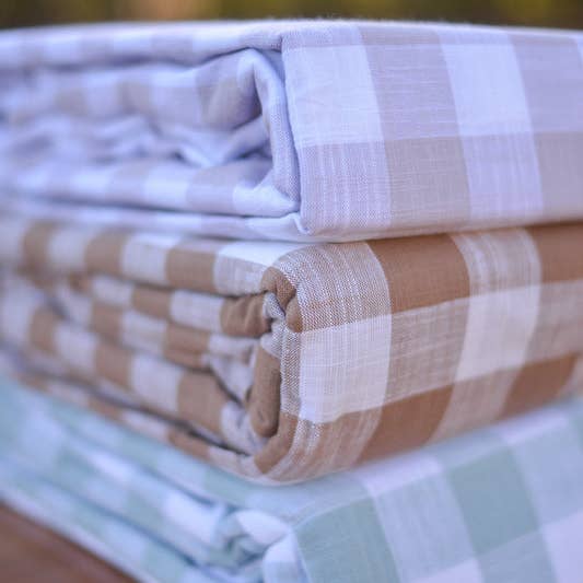 Maggie Griffin at Home - Wholesale Tablecloth - Everyday Linens Line- Check Linen Tablecloth2