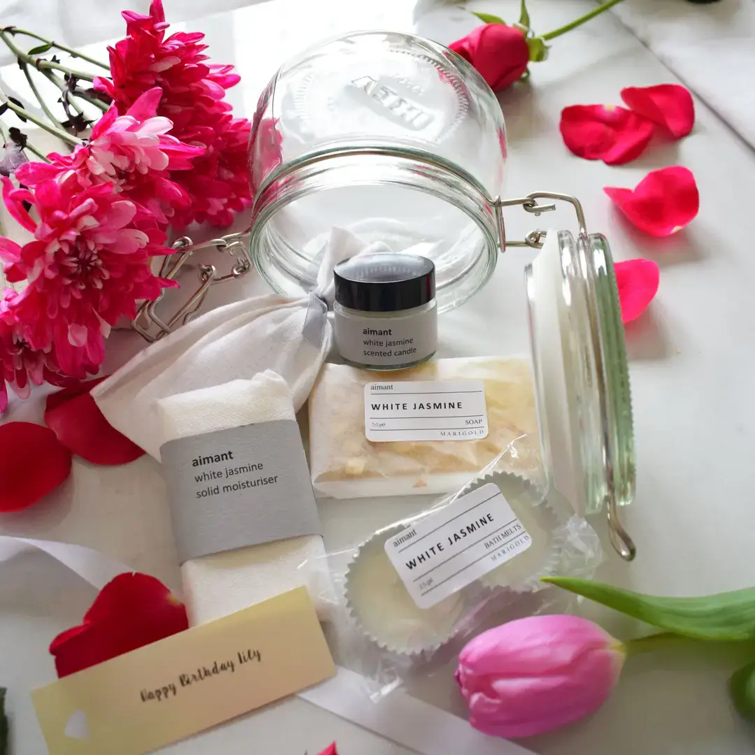 Marigold Charms – wholesale Bad- och kroppsvårdsset – Organic Eco Spa i en burk samling0