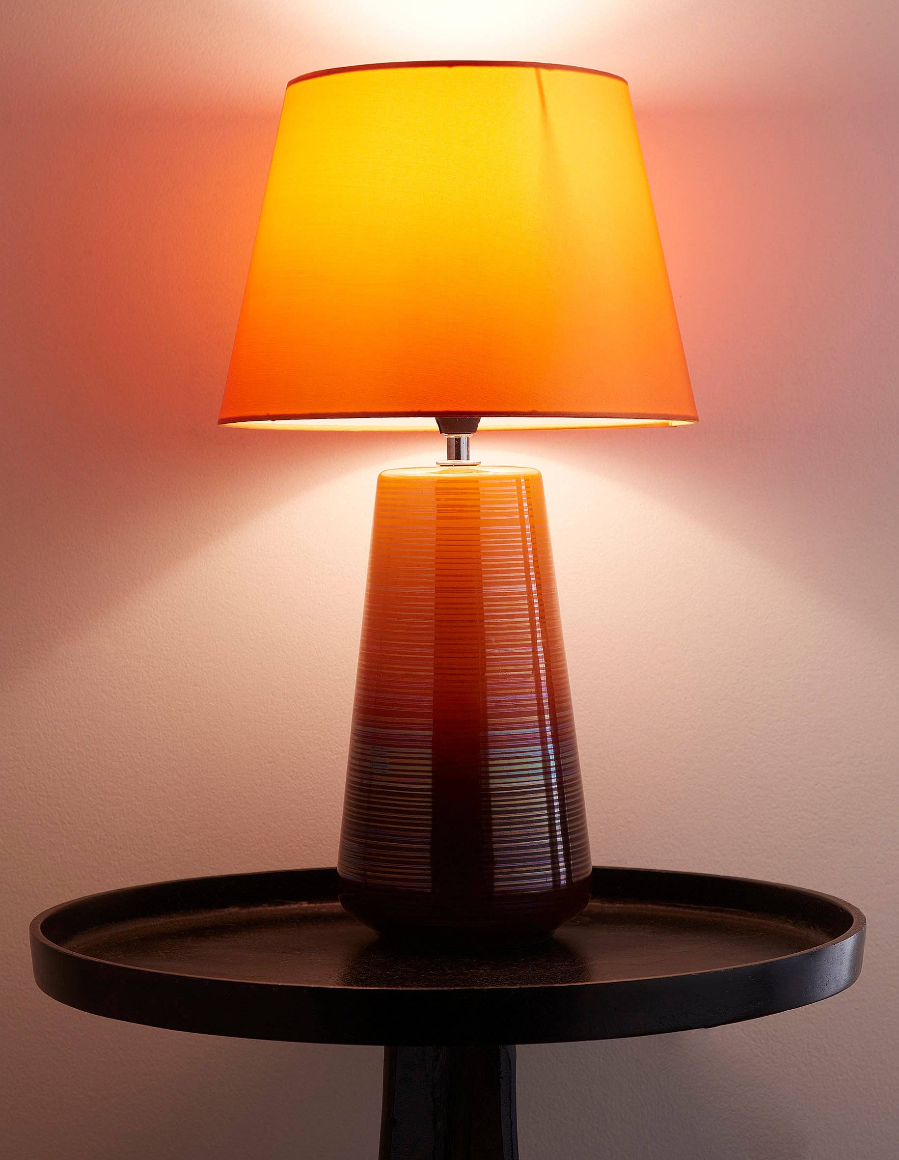 K LIVING – wholesale Accent/desk lamp – Canada Ceramic Table Lamp with Matching Shade3