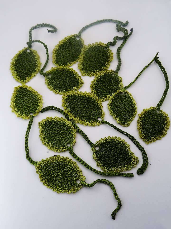 Crochet leaves for wholesale by Meli Design
