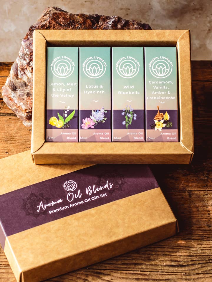 Huiles Parfumées pour une Vie Consciente – Coffret Cadeau de 4 Flacons pour la vente par Mindful Living Co.