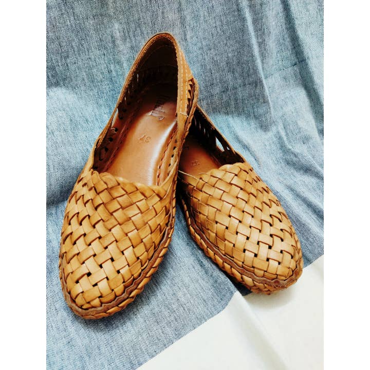 Raahi Global – wholesale Sandals – Women's – Natural Leather Huarache Handmade Sandals For Women2