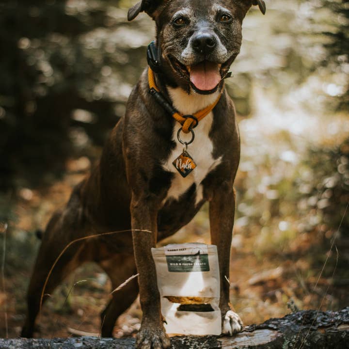 Wild n Fresh Treats - Wholesale Pet Treats - Dog - Dehydrated Rabbit Feet