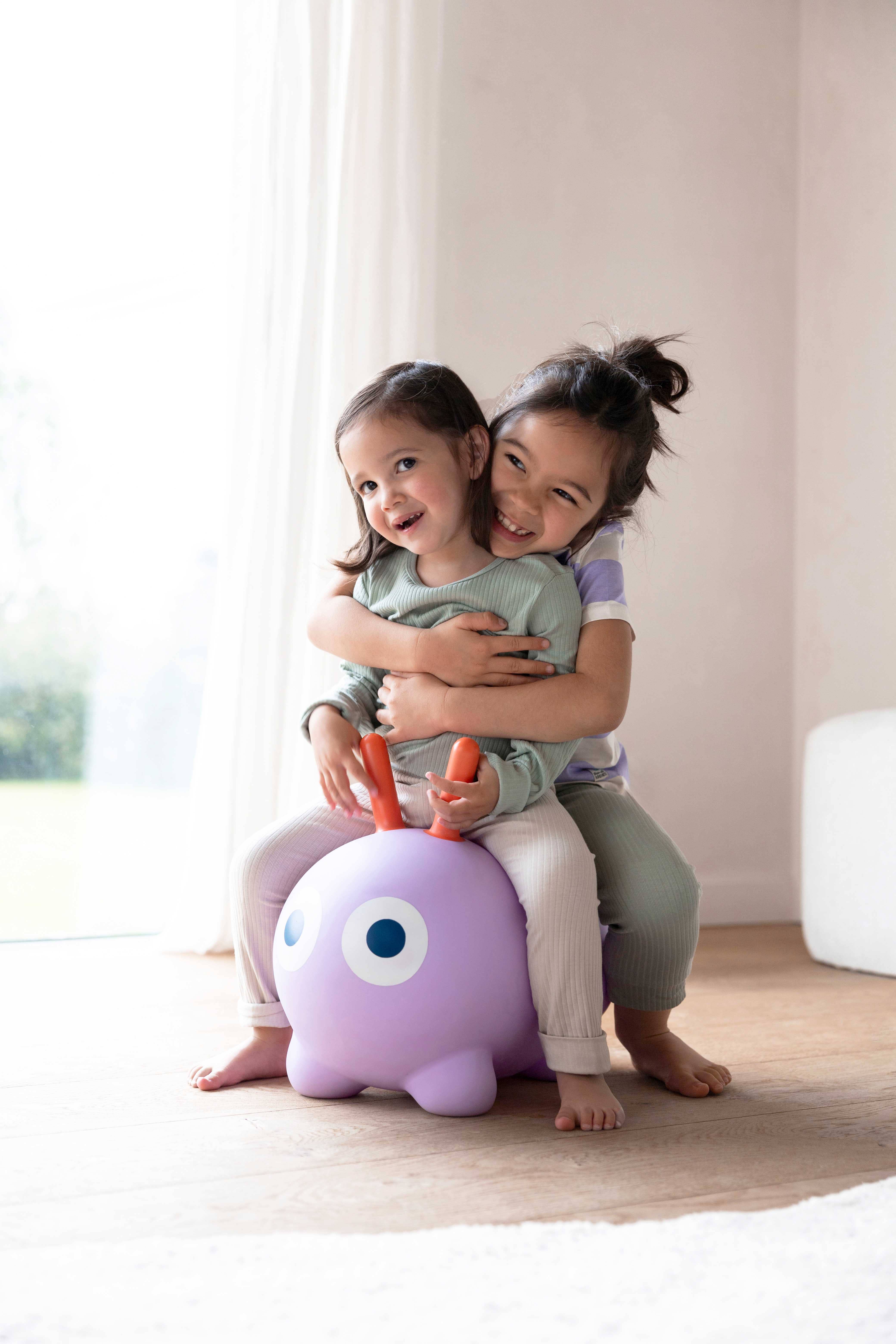 Quut Toys - Wholesale Inflatable Toy - Kids & Baby - Quut Skippi - A bouncy friend just for you! 3
