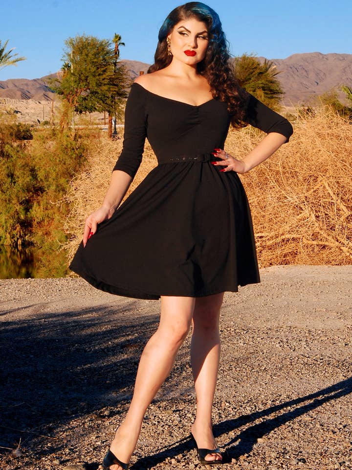 Vestido Kayla Swing em Crepe Scuba Preto | Damas Mortais por atacado de Pinup Couture