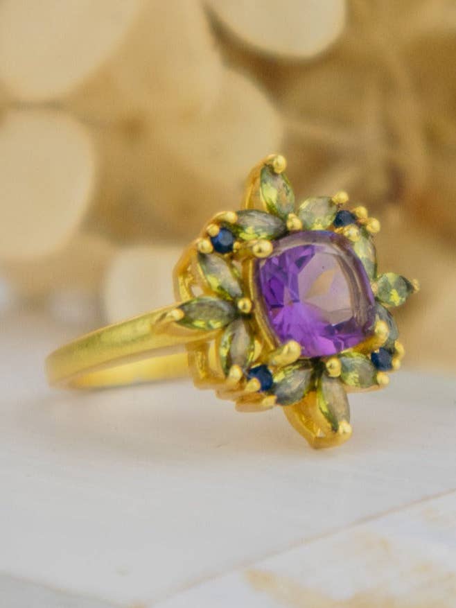 L'anello Full Bloom per la vendita all'ingrosso da parte di Ash & Rose