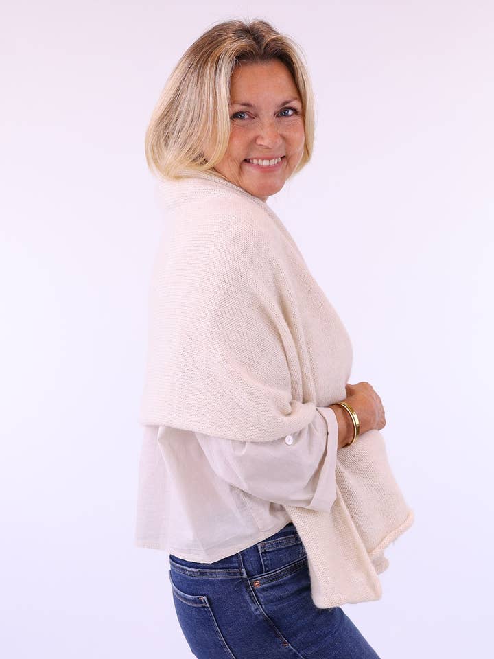 Cadenza Italy Ltd - Wholesale Poncho - Women's - Alpaca Blend Poncho14