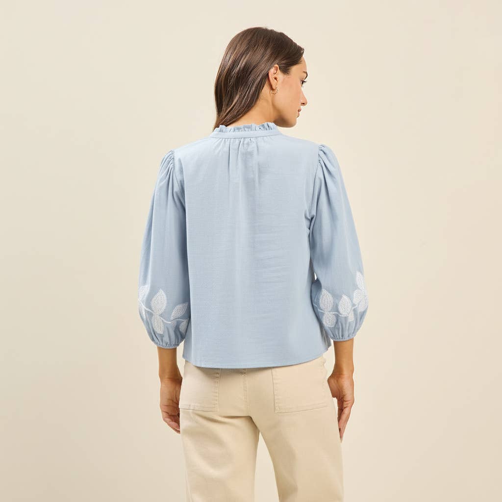 Able – Großhandel Hemd mit Button-down-Kragen – Damen – Bestickte Baumwollbluse6