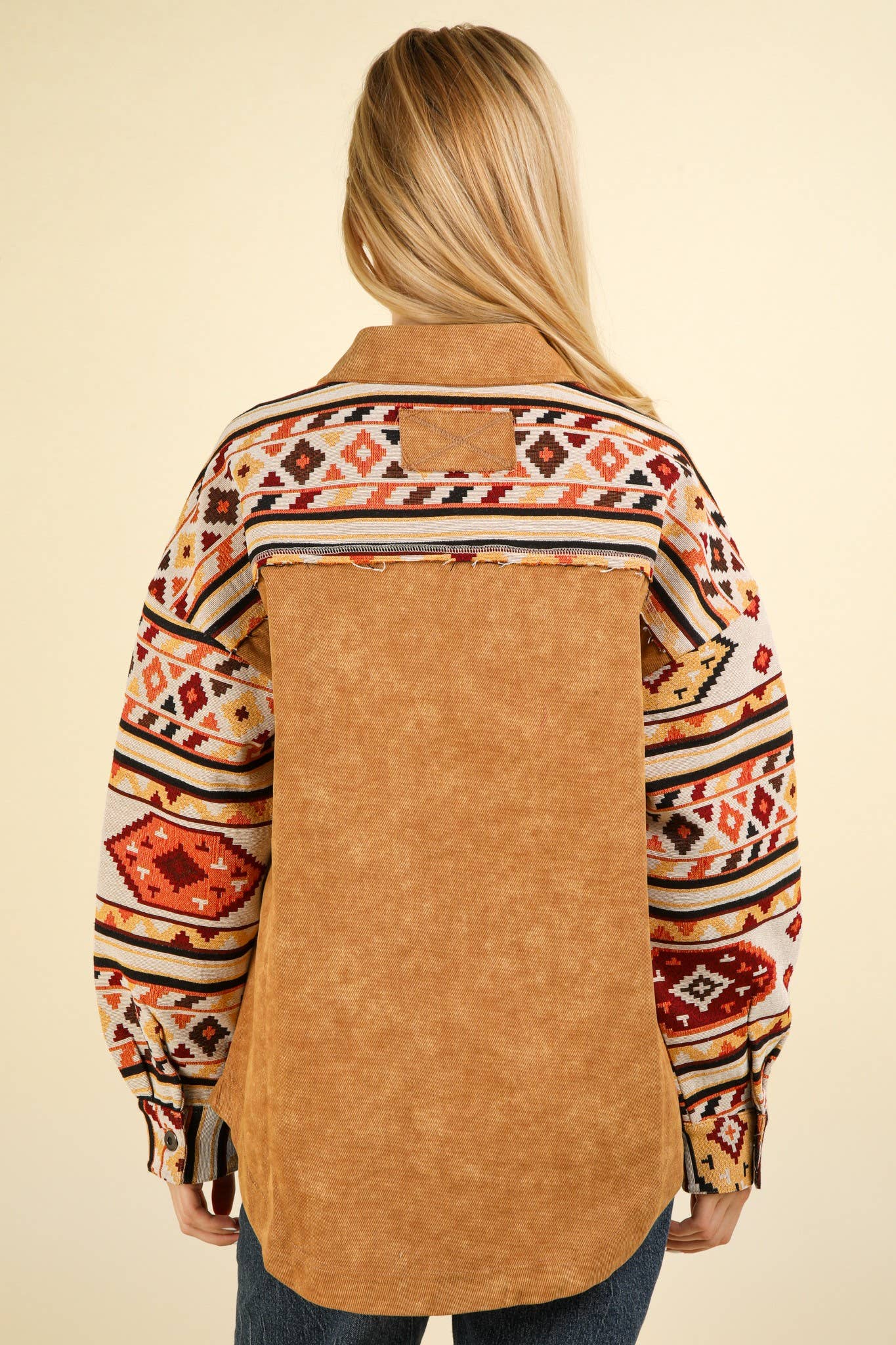 VERY J – wholesale Jacka - Dam – NJ90328-Aztec grafisk överdimensionerad knäppjacka4