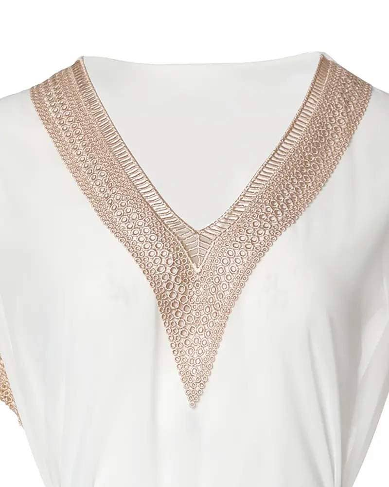 BIANCO abito casual con scollo a V in pizzo a contrasto in vendita all'ingrosso su Faire4