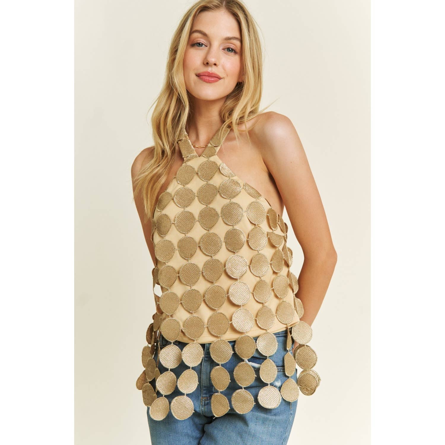 Sweet Generis - Wholesale Tanktop - Dames - Vintage cropped haltertop met circulaire haakwerk en franjes12