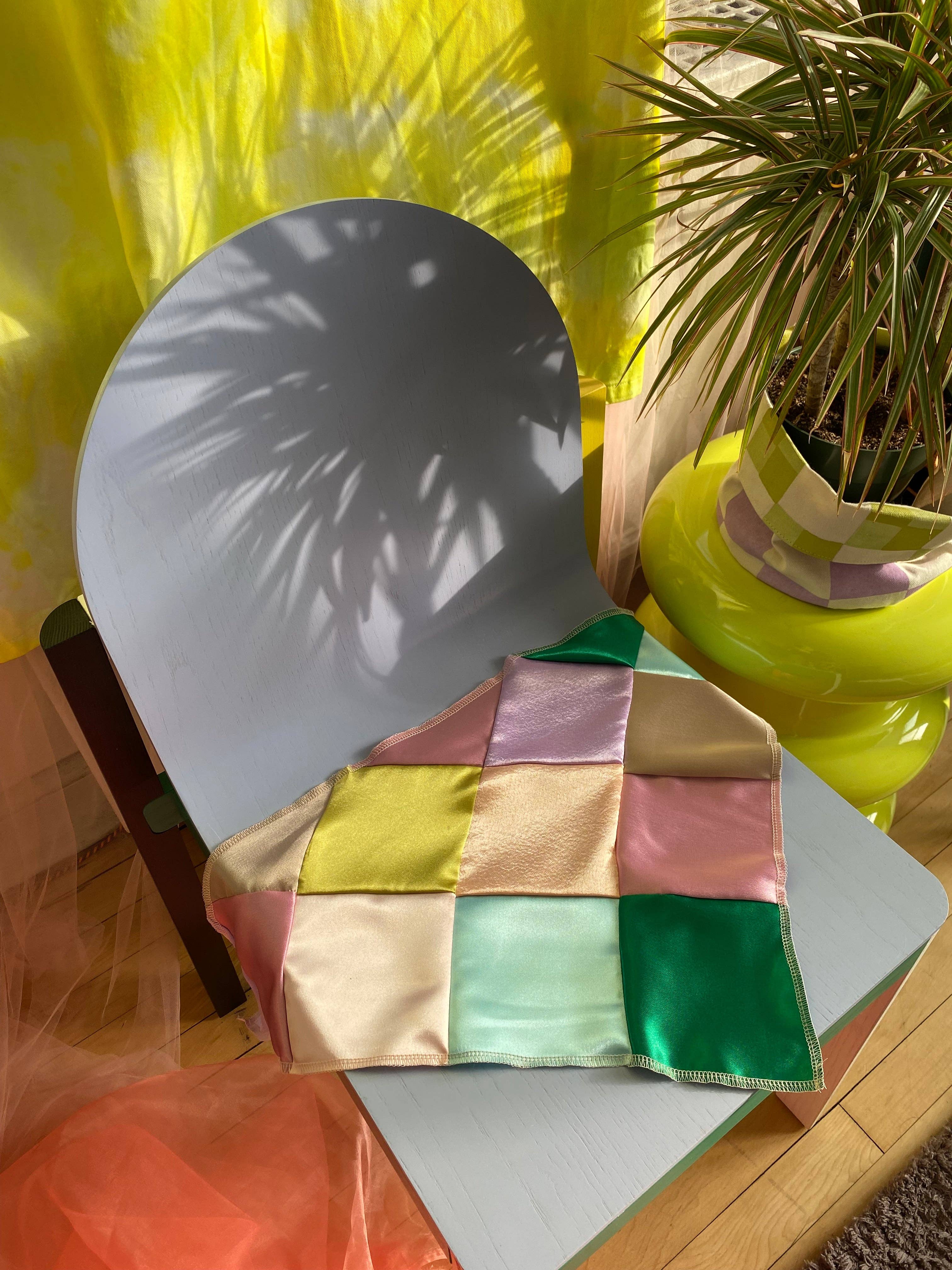 Room Shop - Wholesale Hoofddoek - Dames - Satijnen Patchwork Driehoek Hoofddoek6