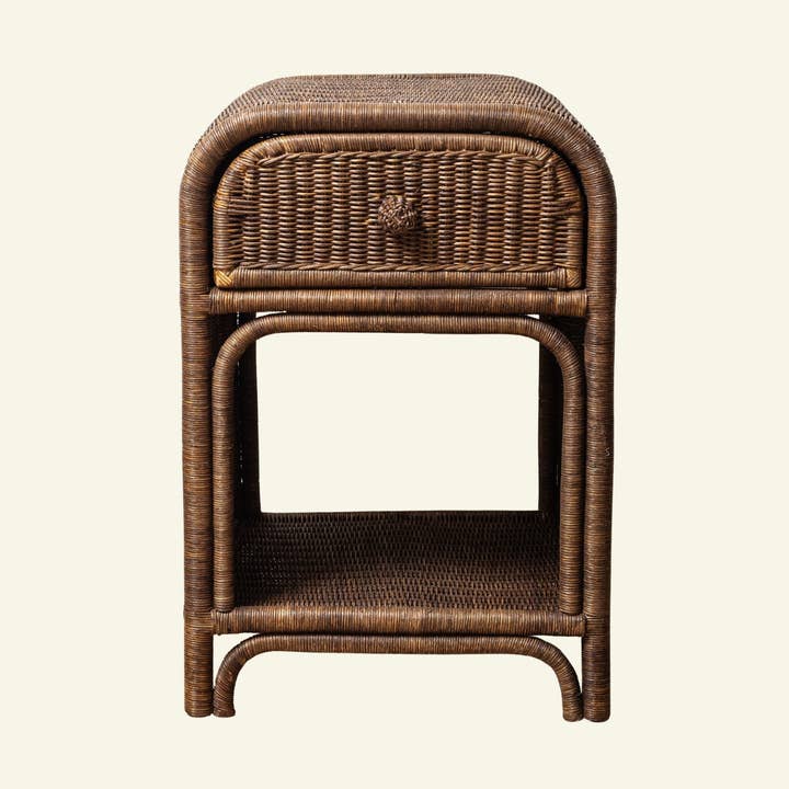 Table d'appoint en rotin Phoenix, teck pour la vente par Hastshilp